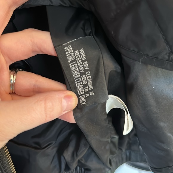 Wilsons Leather Jacket - Like New/EUC Men’s Large (C) - Picture 13 of 15